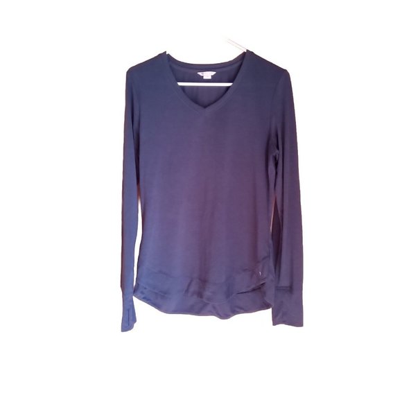 Well Calm Long Sleeve v neck pullover Top Size M - Picture 2 of 5